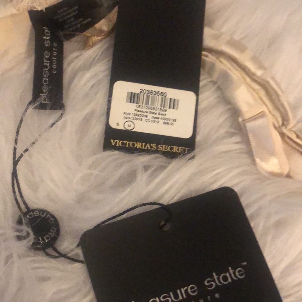 Victoria’s Secret Designer collection - Picture 8 of 8